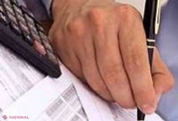 DECIS // Funcționarul care a fost implicat într-un act de CORUPȚIE nu va mai putea să se angajeze în serviciul public
