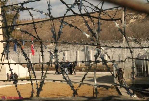 CAHUL // A dat MITĂ poliţiştilor şi a fost CONDAMNAT la închisoare şi obligat să plătească ZECI de MII de lei
