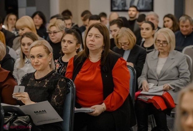 FOTO // Omul lui Dodon a devenit peste noapte PROEUROPEAN și îi învață și pe reprezentanții partidelor de dreapta cât de importantă e integrarea în UE. Cine face parte din echipa MAN a lui Ion Ceban și cine va fi candidatul la PREZIDENȚIALE