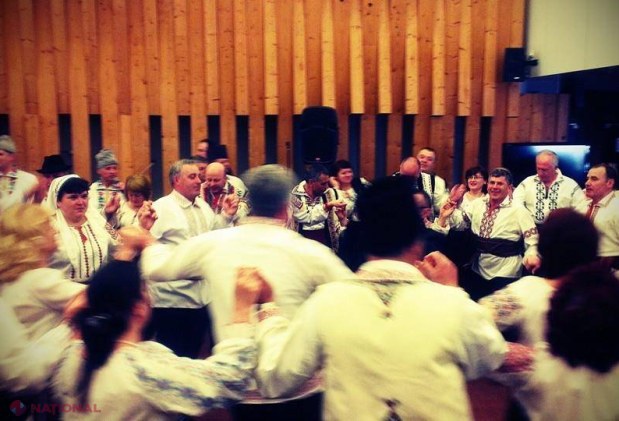 FOTO // „Tot Consiliul Europei bea vin moldovenesc, dansează și gustă din bucate autohtone”
