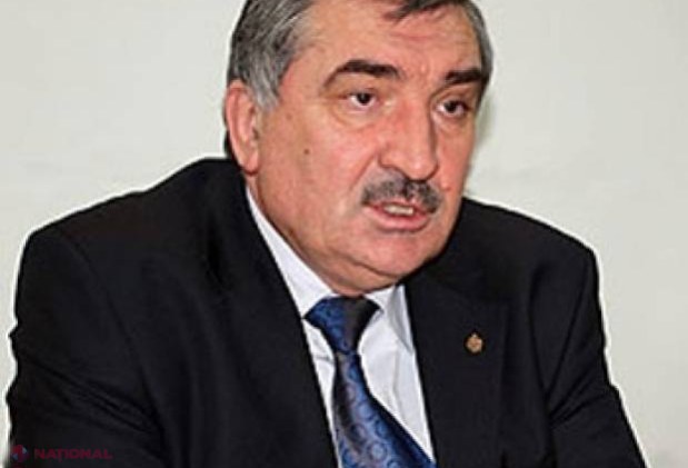 DECLARAȚIE // Se cere „capul” deputatului care a numit „debil” un jurnalist din R. Moldova! Hotineanu repetă: „E debil. DEX-ul limbii române are acest cuvânt” 