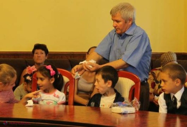 EMOȚIONANT // Povestea lui Tudorel care va merge la școală