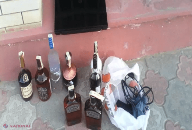A intrat într-un restaurant din capitală și a furat sticle cu băuturi de lux 