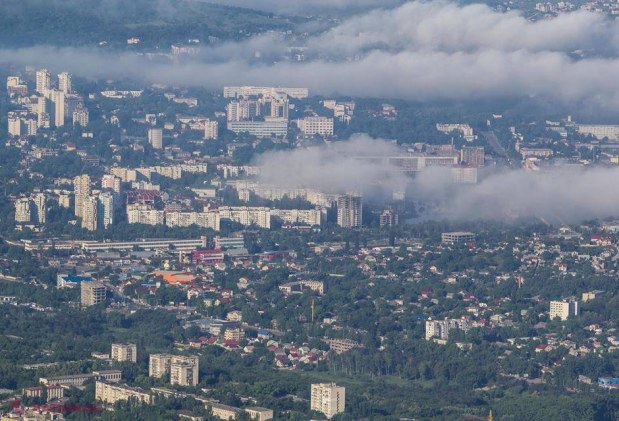 REPORTAJ FOTO // Nouă baloane cu aer cald deasupra Chișinăului