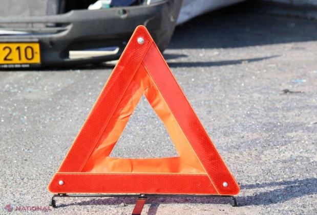 Accident grav în România! Un microbuz cu moldoveni a căzut într-o prăpastie de zece metri