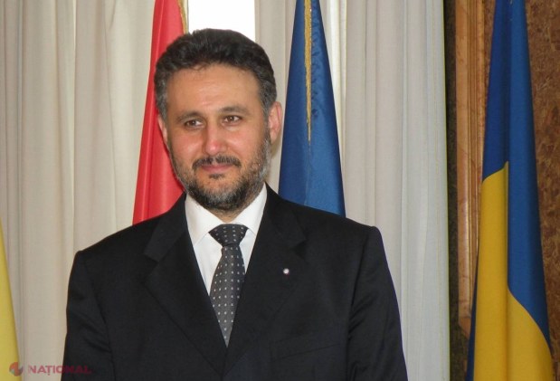 FOTO Ambasadorul Marius Lazurca, în CÂRJE la un eveniment din Chișinău! Vezi MOTIVUL