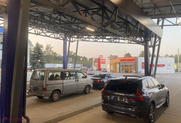 O nouă zi „fierbinte” la frontiera moldo-română. Au început să se formeze cozi la PTF Sculeni și PTF Leușeni-Albița