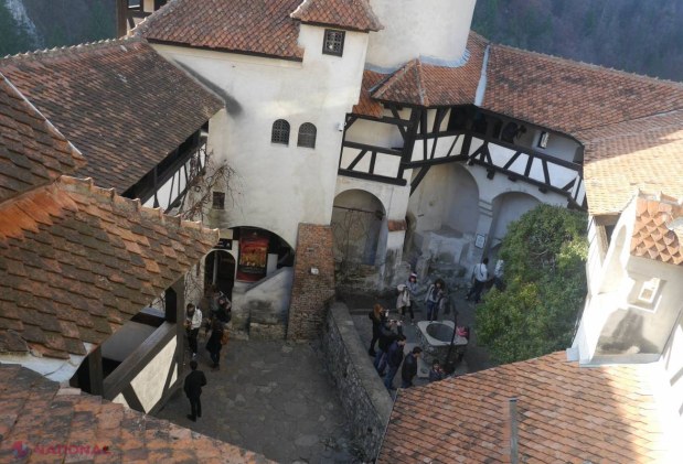 GALERIE FOTO Pe urmele lui DRACULA, la Brașov