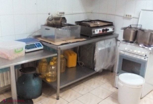CONTROALE // Condiții sanitar-igienice groaznice și STAFILOCOC în produsele din localurile de tip FAST-FOOD din Chișinău