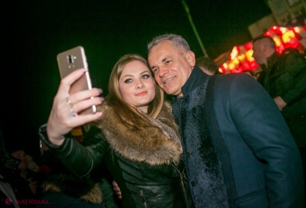 FOTO // Liderul PD și-a petrecut noaptea dintre ani la Nisporeni: „A fost o noapte minunată și o atmosferă cu adevărat specială la Revelionul nostru din Nisporeni”