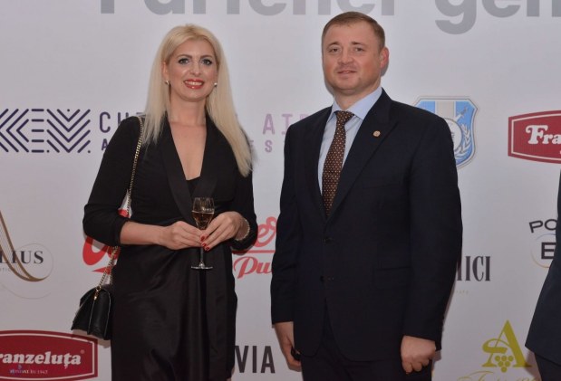 FOTO // La Chișinău a fost LANSAT „Almanahul POLITIC 2018”