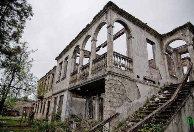GALERIE FOTO // Se va transforma și Crimeea precum Abhazia? 