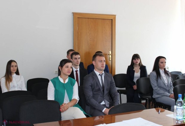 Opt procurori, testați la poligraf 