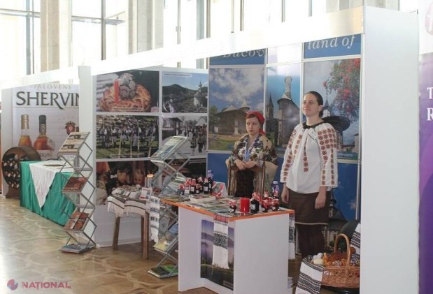 FOTO // Oferte de UN EURO, la primul târg de turism din R. Moldova