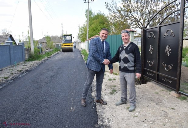 FOTO // Echipa Partidului „ȘOR” din raionul Orhei continuă investițiile în infrastructura rutieră. Localnicii din Pohorniceni spun că au așteptat zeci de ani să fie RENOVAT drumul principal din sat