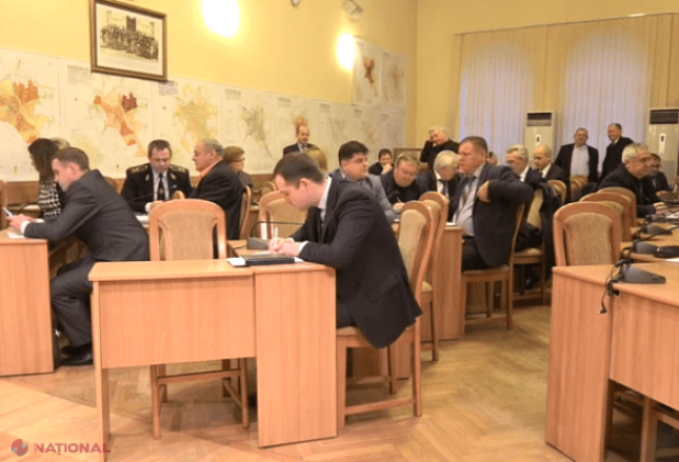 RAPORT // Mai mulți funcționari, IMPLICAȚI în aranjarea licitațiilor privind asigurarea cu produse alimentare a grădinițelor și școlilor din Chișinău