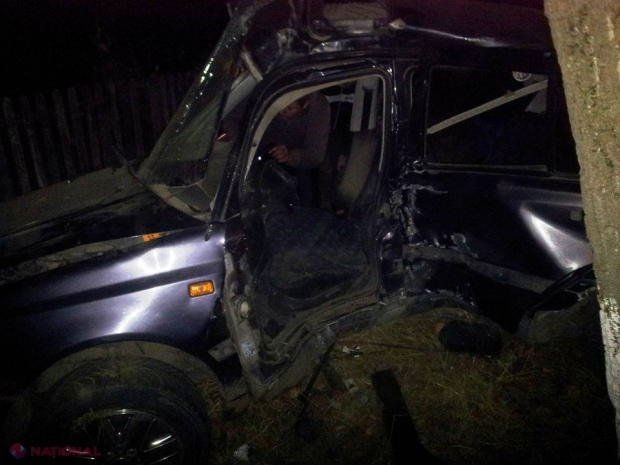 NOROC // Mașina a fost făcută ZOB, iar pasagerii și șoferul au rămas în VIAȚĂ