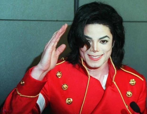 FOTO // Cum ar fi arătat Michael Jackson la vârsta de 50 de ani dacă nu şi-ar fi făcut nicio operaţie estetică