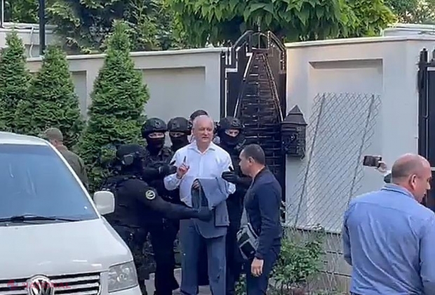 Dodon riscă prima CONDAMNARE, după ce procurorii au prezentat PROBE care ar demonstra că dânsul ar fi prejudiciat statul cu circa 124 de MILIOANE de lei