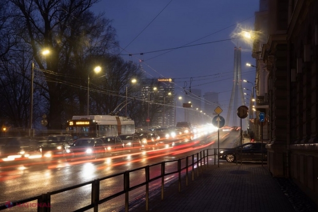 Letonia interzice mașinile înmatriculate în Rusia, iar vehiculele confiscate vor fi trimise Ucrainei