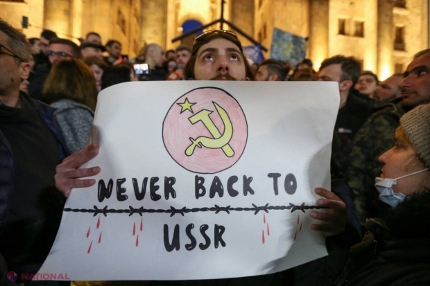 Victorie pentru protestatarii din Georgia. Partidul de guvernământ RETRAGE controversatul proiect privind „agenții străini”, copiat de la regimul de la Kremlin