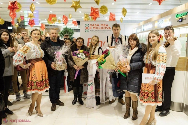 FOTO // Primii din cei 500 câștigători ai „Tombolei de Crăciun”, organizate în cadrul Programului „Casa mea e Moldova” pentru DIASPORA din Italia, au revenit acasă
