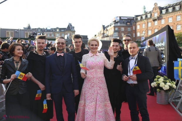 Foto // Cristina Scarlat, sclipitoare pe COVORUL ROȘU la Eurovision