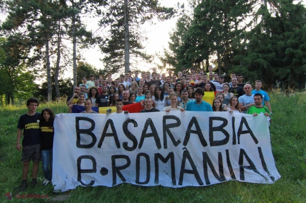 Școli de cultură românească pentru 10 MII de tineri din R. Moldova