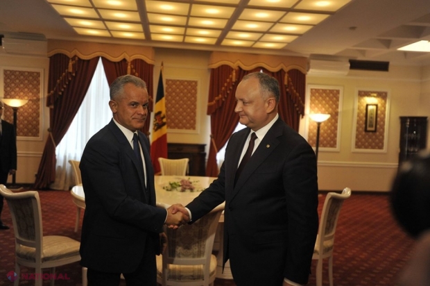 Un deputat de la „ACUM” anticipează o COALIȚIE dintre PD și PSRM. Acesta se întreabă dacă PD nu riscă prea mult prin acest pas