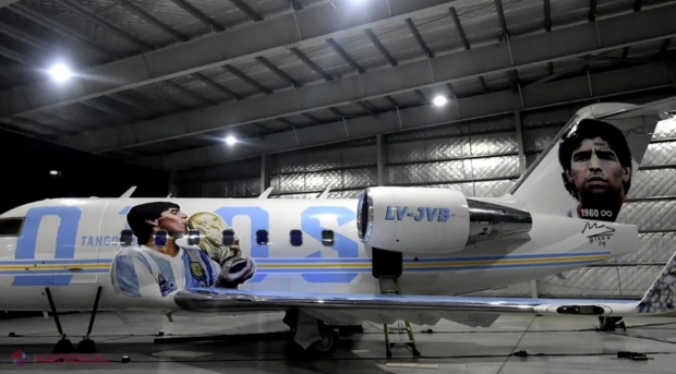 VIDEO // Diego Maradona este numele unui avion care este conceput ca un muzeu zburător! Interiorul este decorat cu fotografii și poți asculta vocea marelui fotbalist