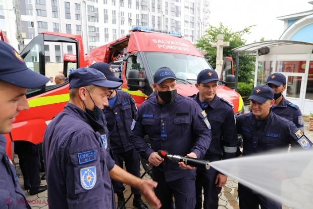 FOTO, VIDEO // Primele autospeciale cumpărate în cadrul Proiectului SMURD -2 au ajuns în R. Moldova: 10 milioane de euro de la UE
