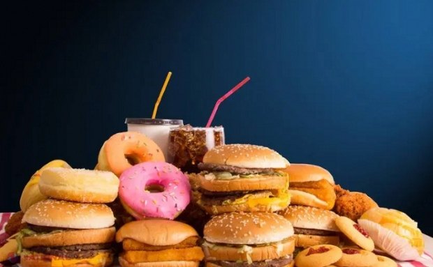 RAPORT // Transpunerea actelor UE în legislația autohtonă „însănătoșește” produsele alimentare din R. Moldova: Mai puțini acizi grași trans ajung pe masa consumatorilor