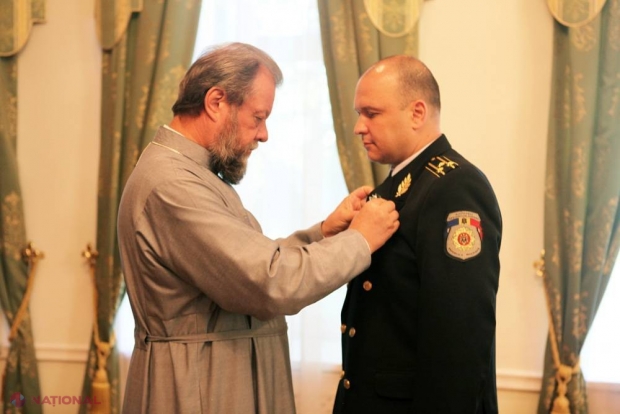 Comisar de poliție, decorat de Mitropolie