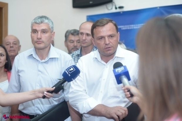 Năstase este pus la ZID pentru că pretinde să fie IUBIT de presă și comentatorii politici: „S-a produs pentru a doua oară în genul delațiunii publice postmoderniste”