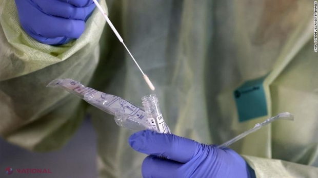 Britanicii se TESTEAZĂ singuri la COVID - 19. Procedura este extrem de SIMPLĂ