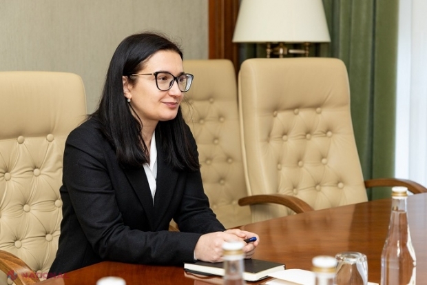 Prima vizită de peste hotare a vicepremierului pentru Integrare Europeană: Cristina Gherasimov pleacă la Bruxelles pentru a discuta despre demararea primei etape a negocierilor de aderare a R. Moldova la UE 