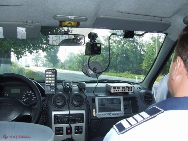A condus cu 201 km/h! Polițiștii au rămas UIMIŢI când l-au oprit! 