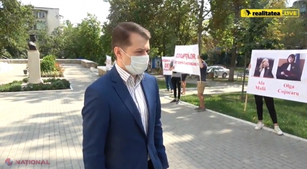 VIDEO // Protest în fața Curții de Apel Chișinău: „Justiția NU este afacerea voastră”. Un bărbat riscă să rămână fără AVERE în urma unei decizii judecătorești, iar R. Moldova se poate alege cu o nouă CONDAMNARE la CtEDO