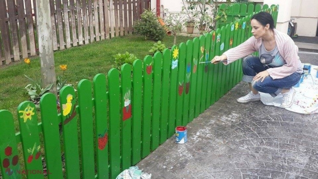 FOTO // De Paşte, Andreea Marin a pictat gardul casei!