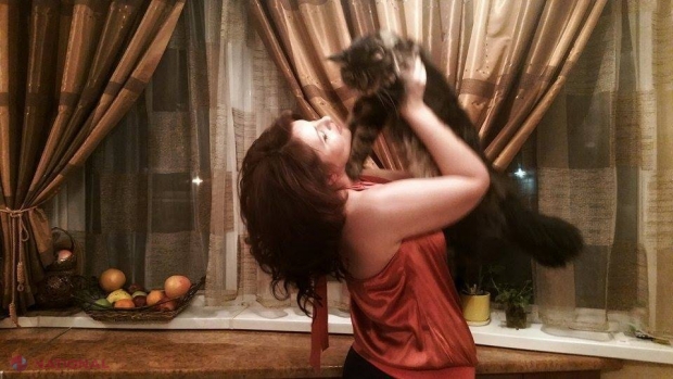 FOTO // Nina Ștanski, în poze tot mai INCITANTE pe Facebook