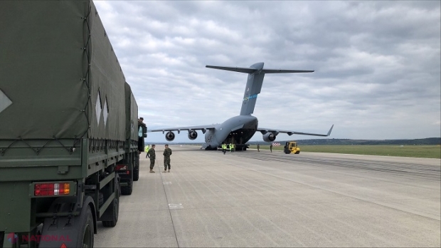 FOTO // SUA au livrat R. Moldova echipament MILITAR în valoare de cinci MILIOANE de dolari: „Statele Unite asistă R. Moldova să își modernizeze sectorul apărării pentru a-și proteja neutralitatea și suveranitatea”