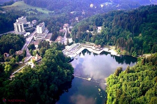 GALERIE FOTO // Staţiunea din România care face furori printre turişti: „E mai frumos ca-n Croaţia”