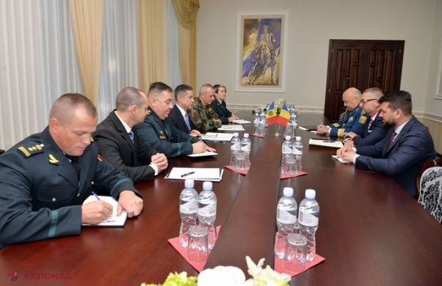 Ambasadorul agreat al României în R. Moldova, Cristian-Leon Țurcanu, după întâlnirea cu ministrul Apărării de la Chișinău, Anatolie Nosatîi: „România continuă să susțină procesul de reformă și modernizare a forțelor armate ale R. Moldova”