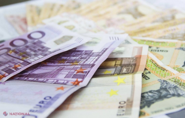 Tot mai puțini: Câți bani au trimis acasă, în aprilie, cetățenii R. Moldova aflați la muncă peste hotare