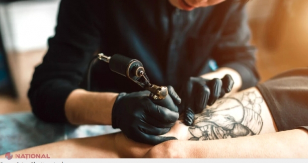 CURIOS // Ce conțin, de fapt, substanțele folosite în tatuaje?
