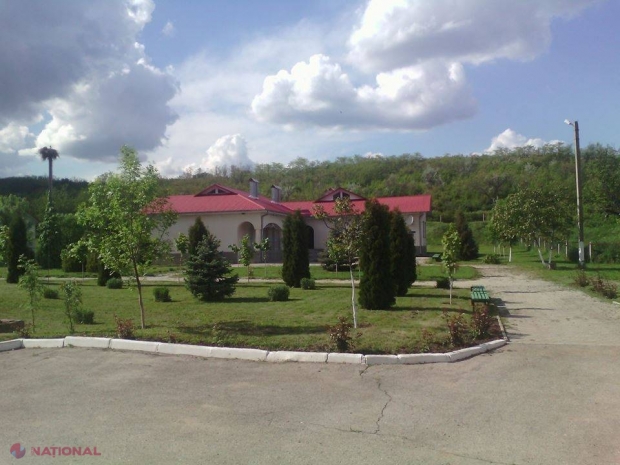 Intoxicație în MASĂ la o tabără din R. Moldova: Numeroși copii au fost internați la spital