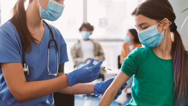 Autoritățile R. Moldova pot demara VACCINAREA copiilor de la 12 ani. Agenția Medicamentului și Dispozitivelor Medicale dă undă verde VACCINĂRII cu serul anticovid Pfizer