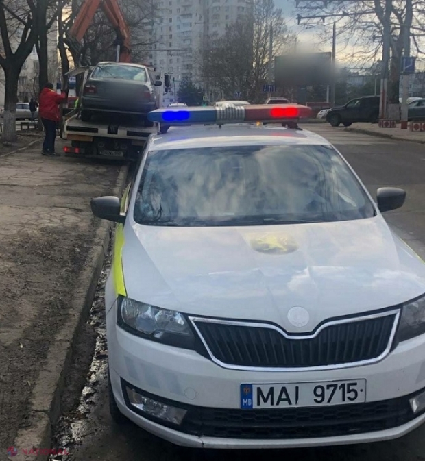 FOTO // Poliția a pornit „VÂNĂTOAREA” de mașini parcate neregulamentar, pe spații verzi: Ce pedepse riscă șoferii