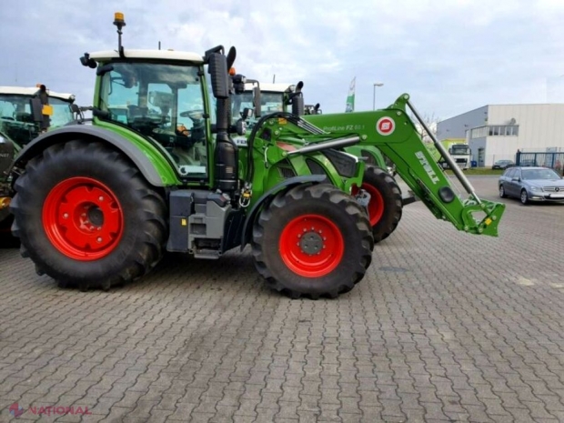 FOTO // Cel mai scump TRACTOR SECOND HAND din lume. Detaliul care îl face să concureze cu un SUPERCAR