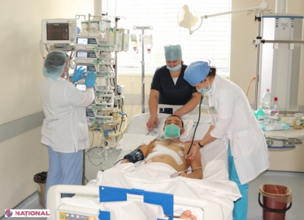 RAPORT // Sistemul medical din R. Moldova a rămas fără aproape 3 000 de medici în anul trecut